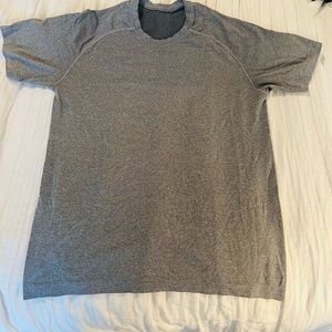 Size M lululemon